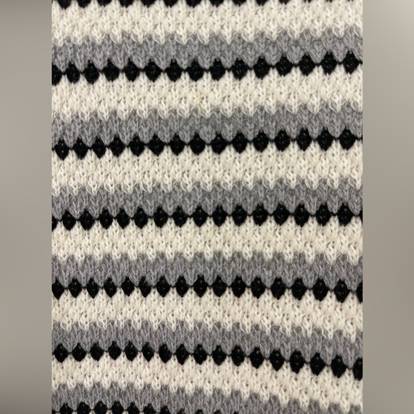 Nikki’s Beach House Crochet Cover Up - Picture 2 of 8